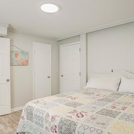 Villa Barefoot Bungalow Edisto Beach Exterior foto
